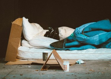 Zunahme von Obdachlosen in den Städten – Bern sucht weiter Notschlafplätze