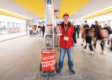Surprise-Verkäufer Heini Hassler ist trotz seines bewegten Lebens niemand, der jammert