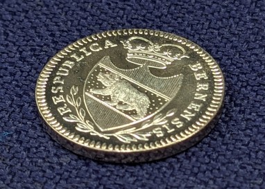 Adventskalender 2025 – Türchen 14: Ein fast echter Berner Batzen